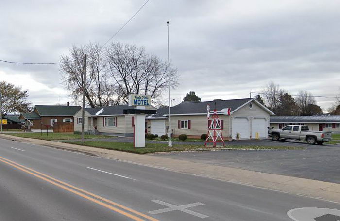 Vista-Villa Motel (Vista Villa Motel) - 2018 Street View (newer photo)